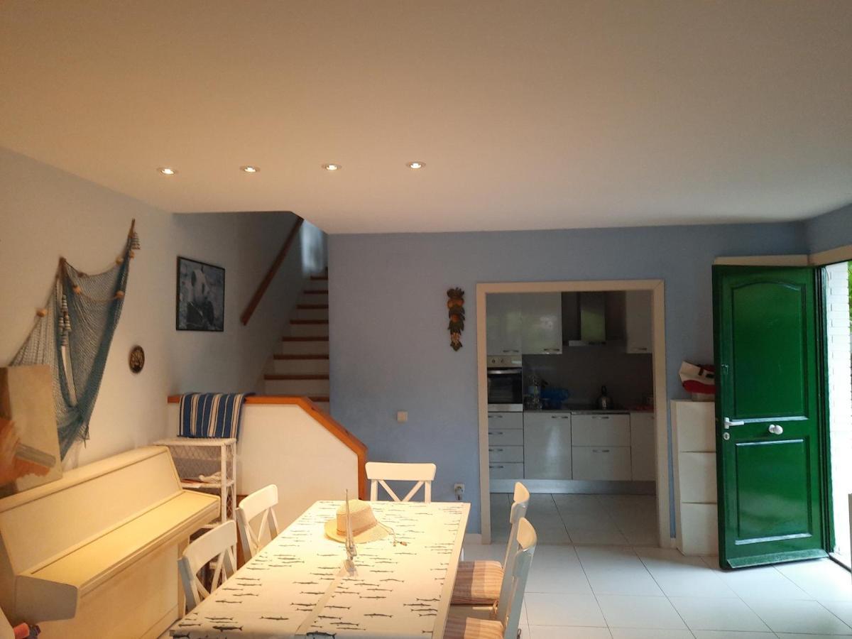 Cosy House With Garden Infront Of The Sea Appartement Creixell Buitenkant foto