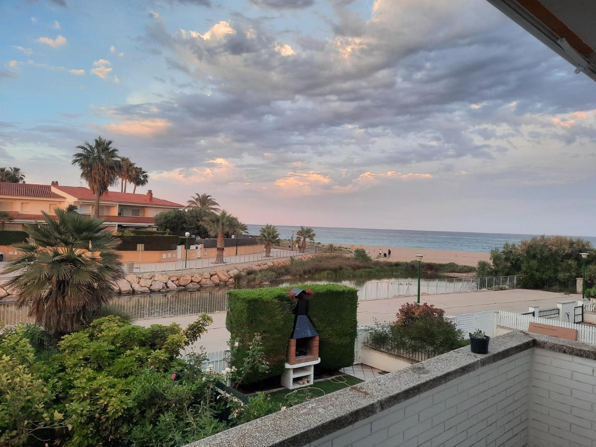Cosy House With Garden Infront Of The Sea Appartement Creixell Buitenkant foto
