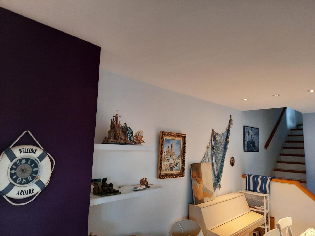 Cosy House With Garden Infront Of The Sea Appartement Creixell Buitenkant foto